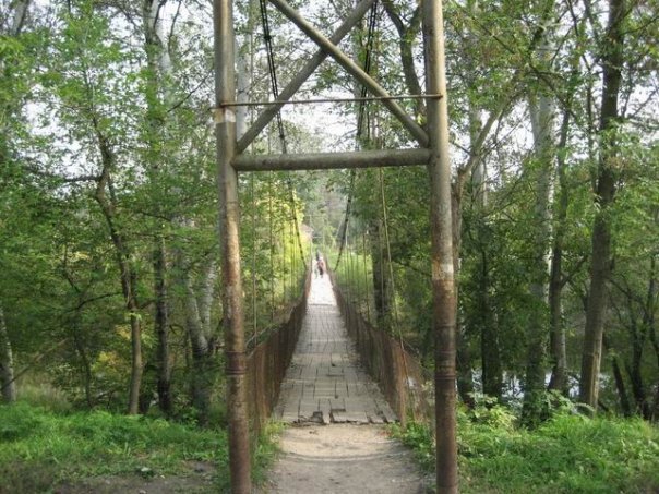 Старый подвесной мост