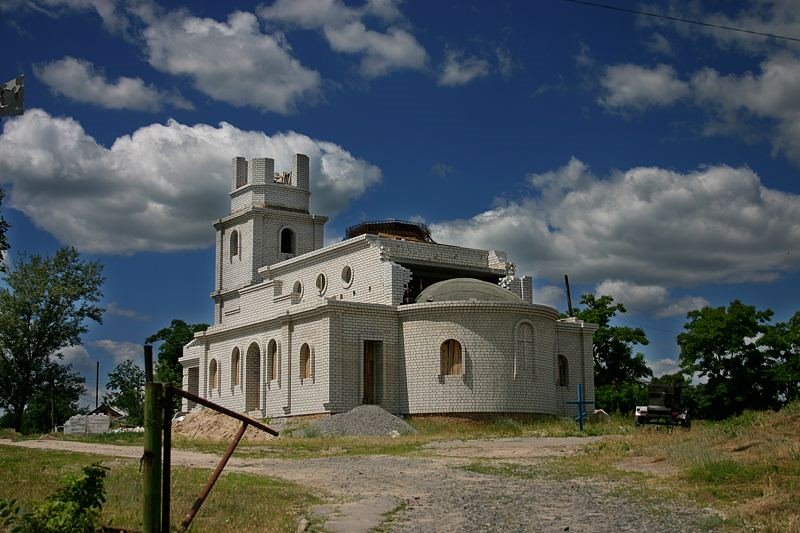 Nove Snazary - kostel