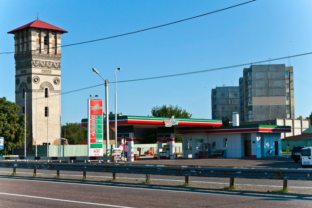 Водонапорная башня и АЗС