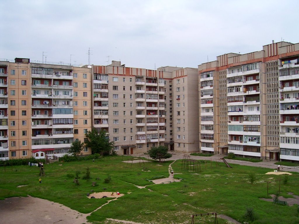 Dubno - 9-etazhki