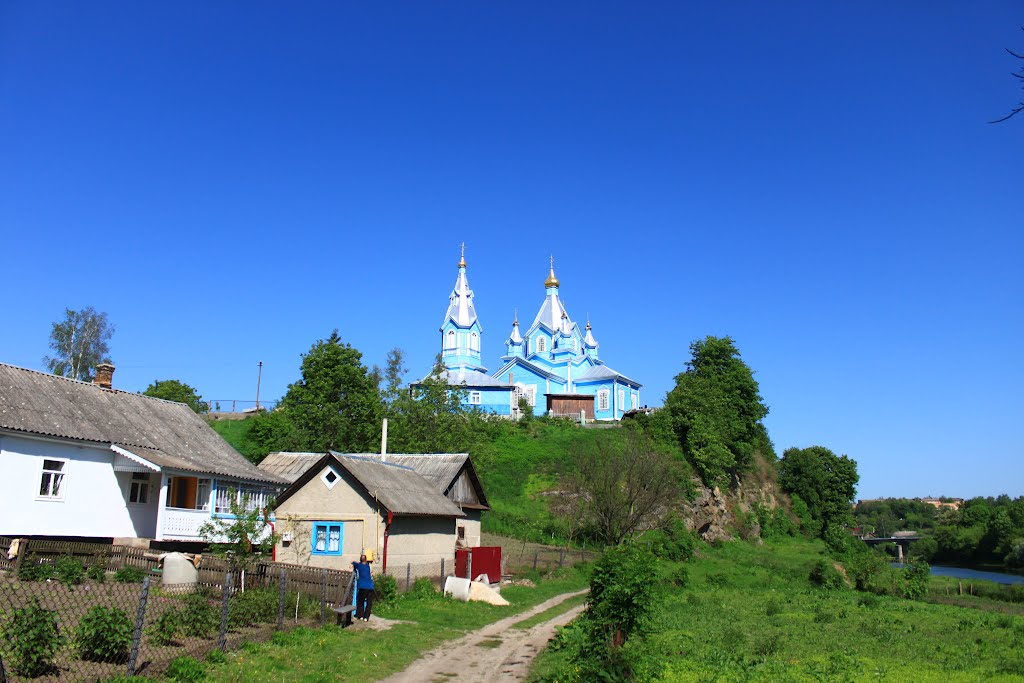 Noviy Korets. Sts. Cosmas and Damian church from the village street.