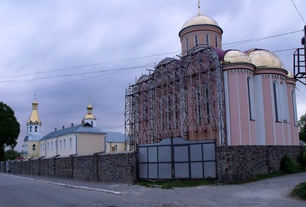 будівництво монастиря