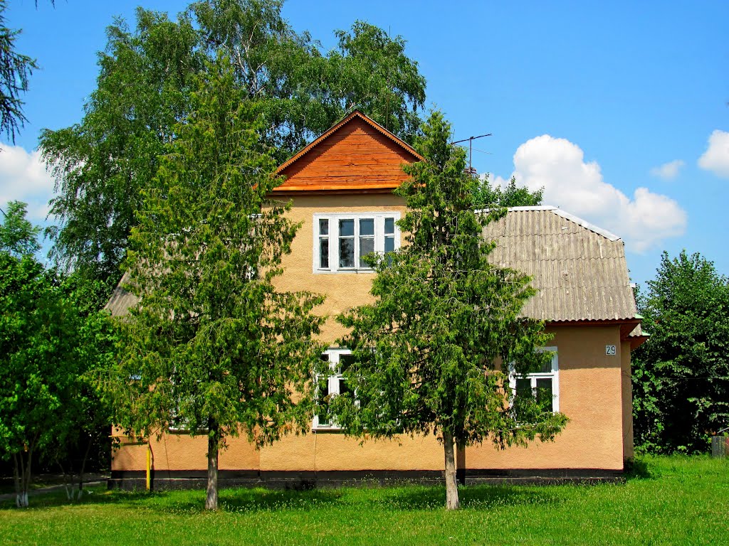 Стоматполиклиника в пгт. Млинов.