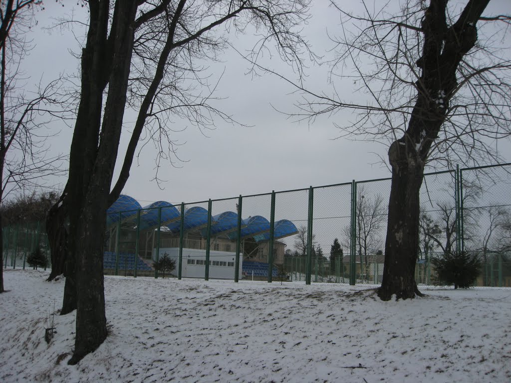 Фото Острог — Острог (Рівненська обл.) - Стадіон Національного Університету "Острозька Академія"