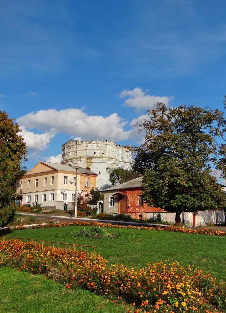 Фото Острог — Острог - Луцька брама (музей книги і друкарства), Ostroh - Lutsk Gate
