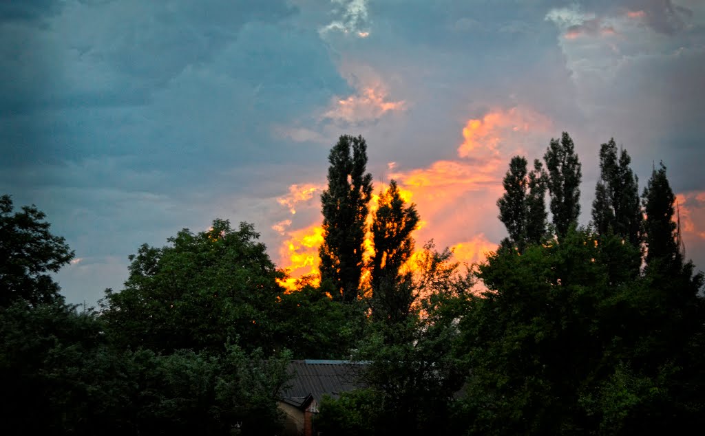Sunset in Okhtyrka