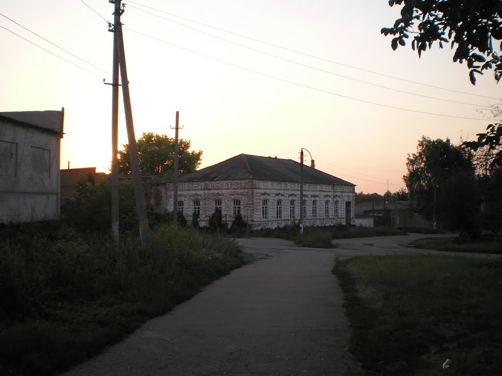 Мебельная фабрика, администрация