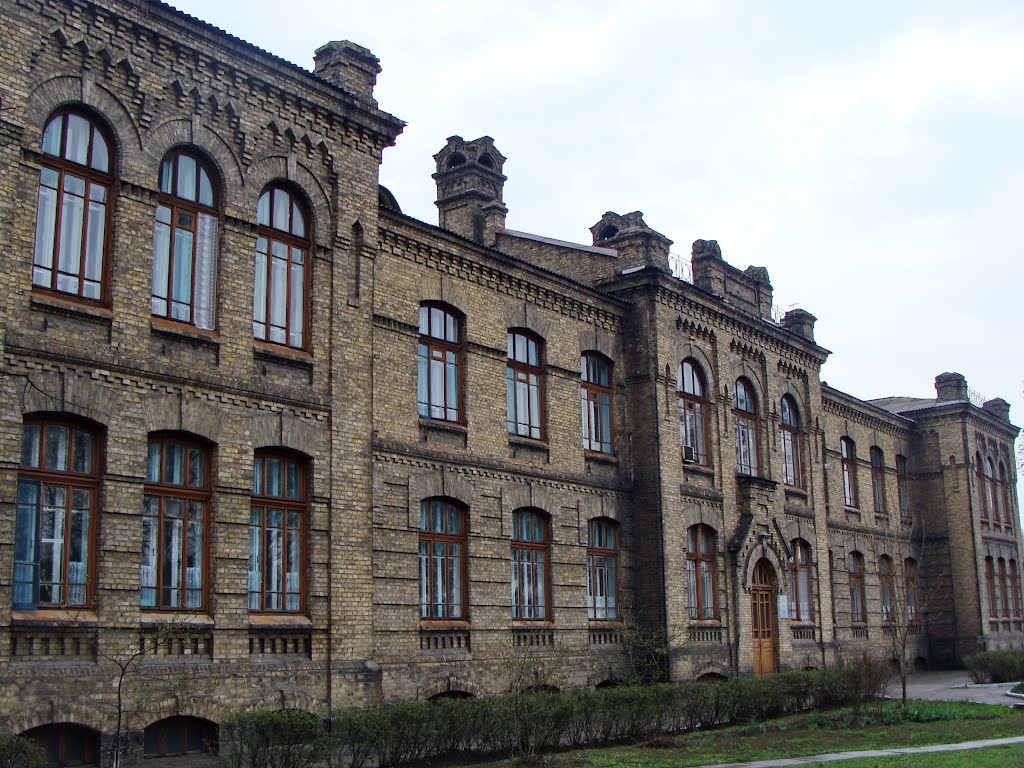 Конотоп. Комплекс железнодорожной больницы. 1895-97гг. Кирпичный стиль.