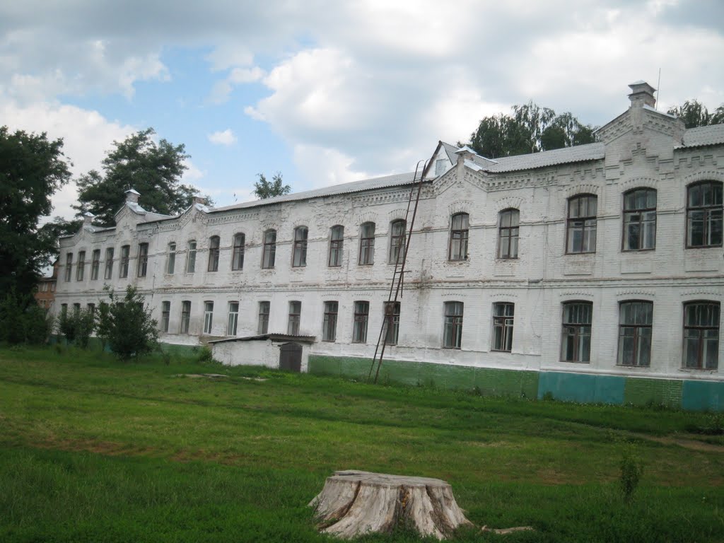 Навчальна школа в Лебедині