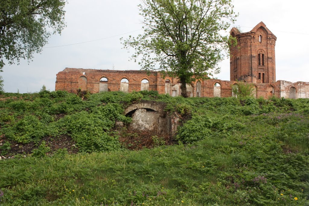 Руины в центре