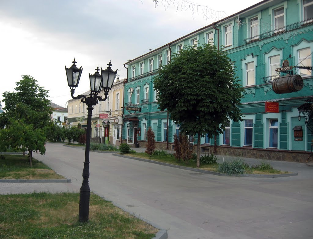 ліхтарі на вул. Воскресенській