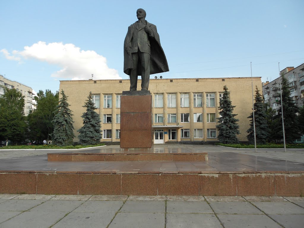 монумент В.И.Ленину