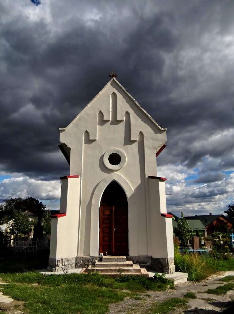 Бережани - каплиця на цвинтарі,  Berezhany - chapel