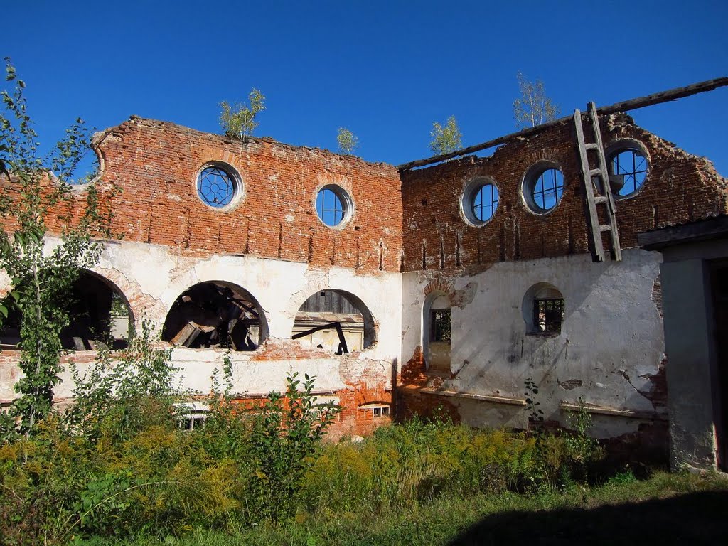Велика синагога (1718р.) м. Бережани.