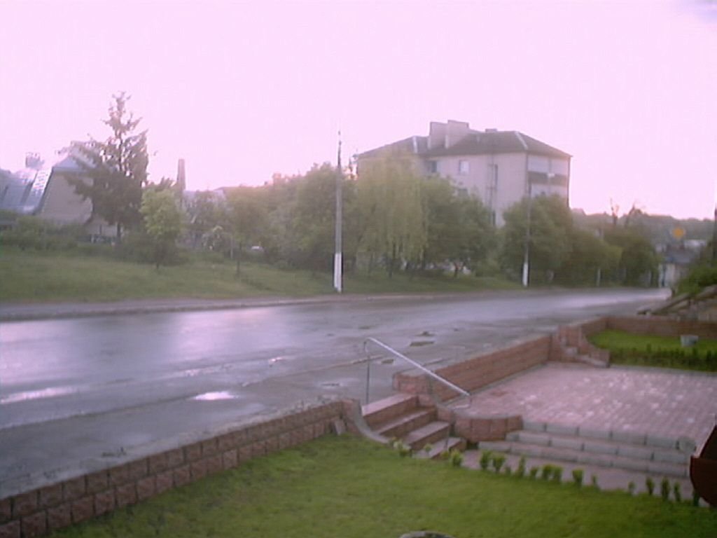 Борщів у ранці