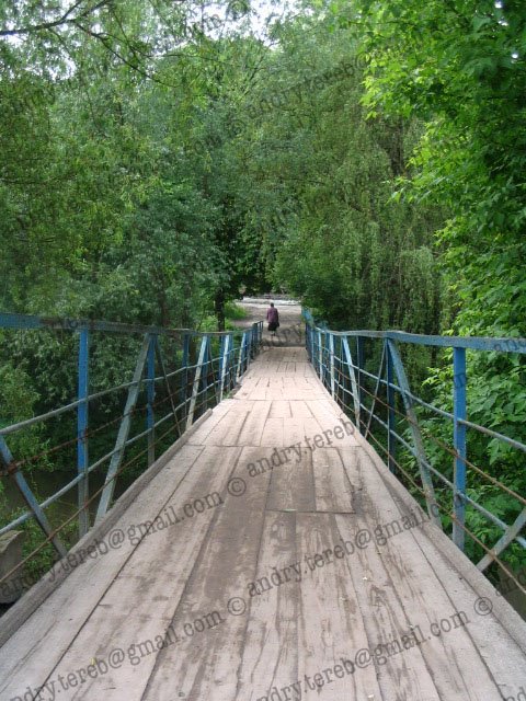 Small bridge across Strypa river
