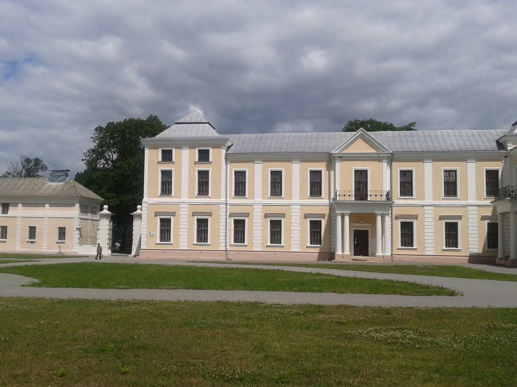 Палац Вишневецьких, українських князів, внутрішній двір