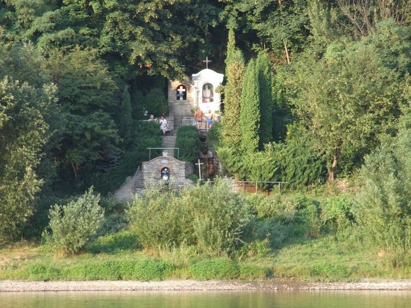 kapliczka nad Dniestrem
