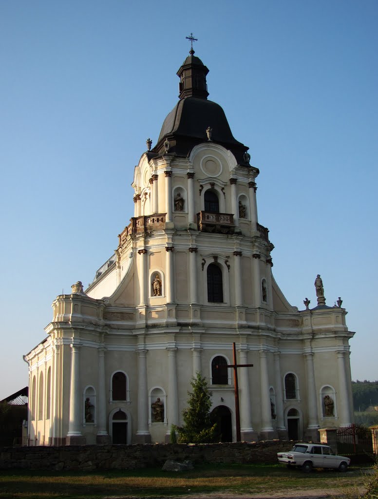 Троицкий костел в Микулинцах. Trinity Church in Mikulintsah.