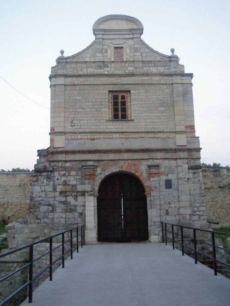 Замок у Збаражі. Ворота. (Castle in Zbarazh. Main Intrance) 1626-1631рр.