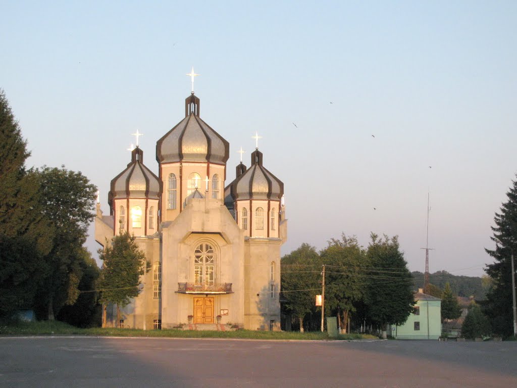 Греко-католицький собор святих апостолів Петра і Павла/Greco-catholic cathedral of the sainted apostles of Petro and Pavlo