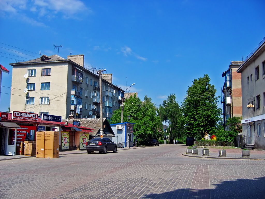 Ланівці.