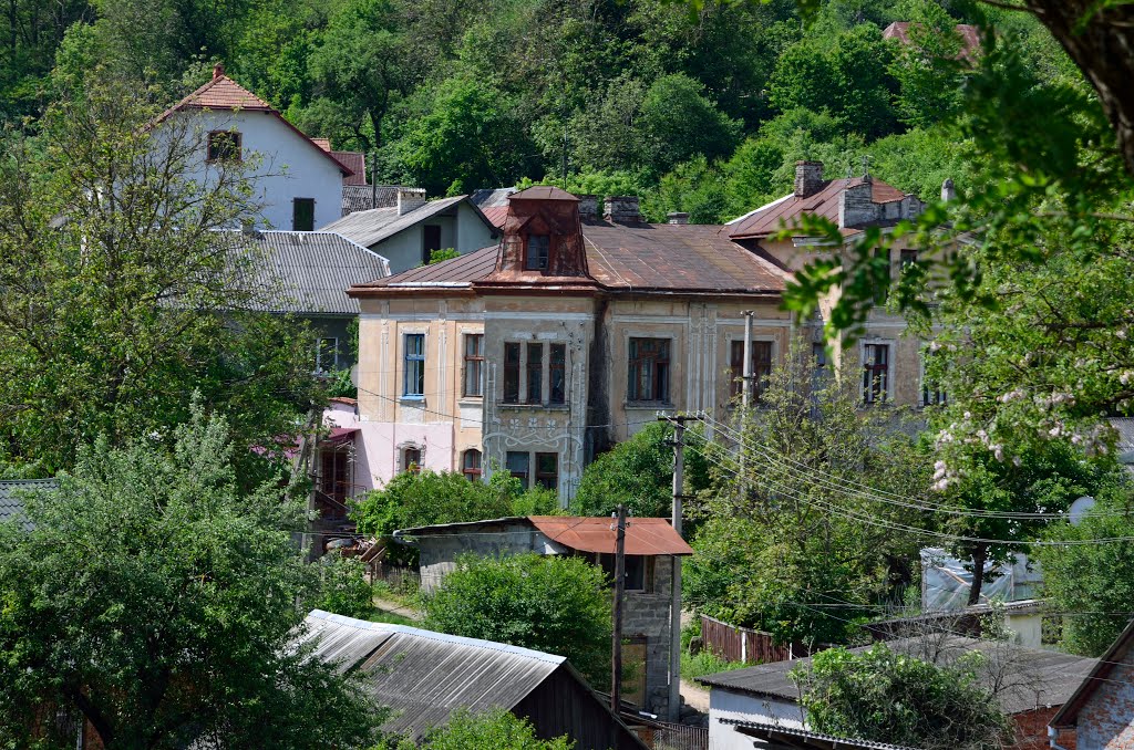 Теребовля,старий будинок,вид з замкової гори.
