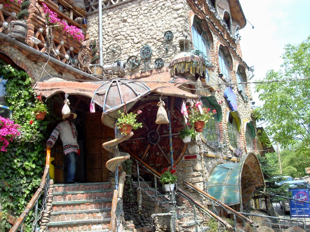 Ternopil, restaurant "Stariy mlin" (Старий Млин - музей-їдальня)
