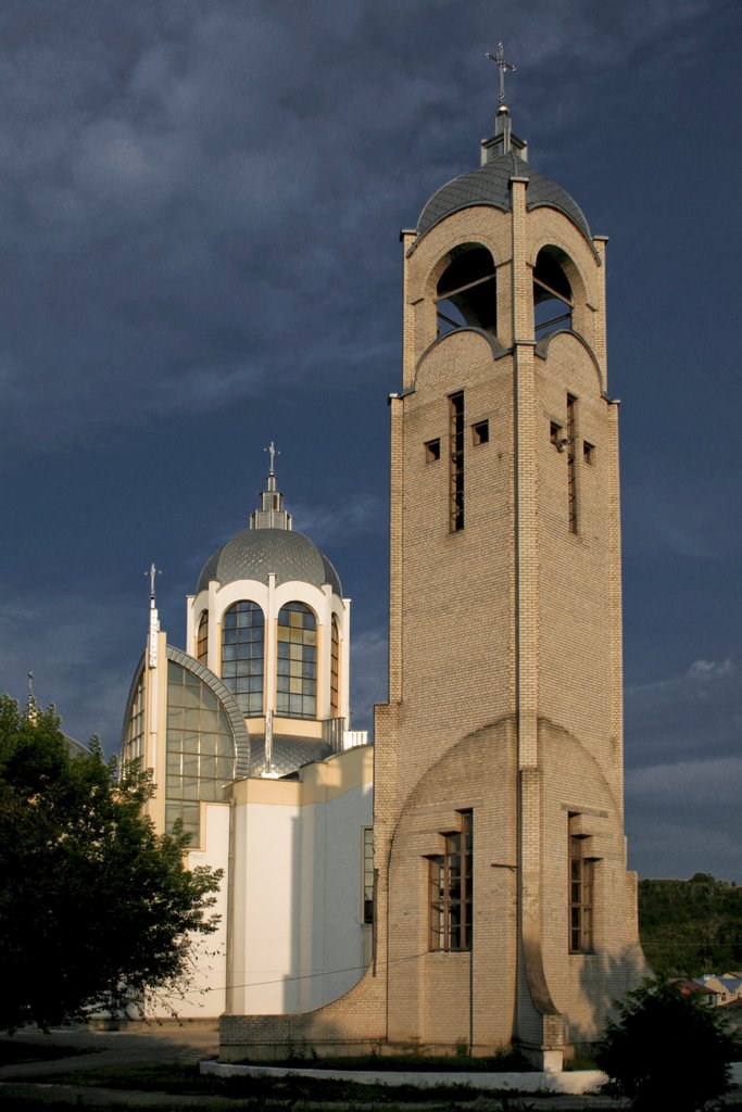 Церковь в городе Чертков