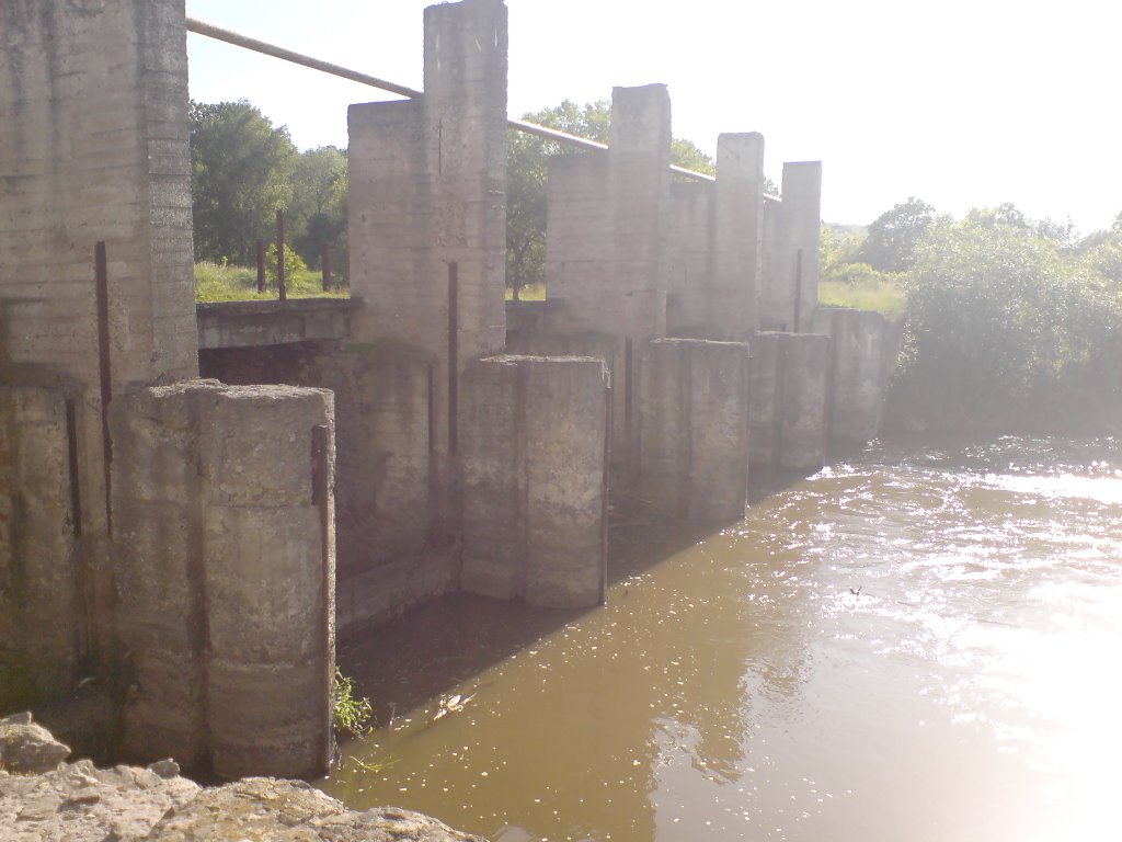 dam