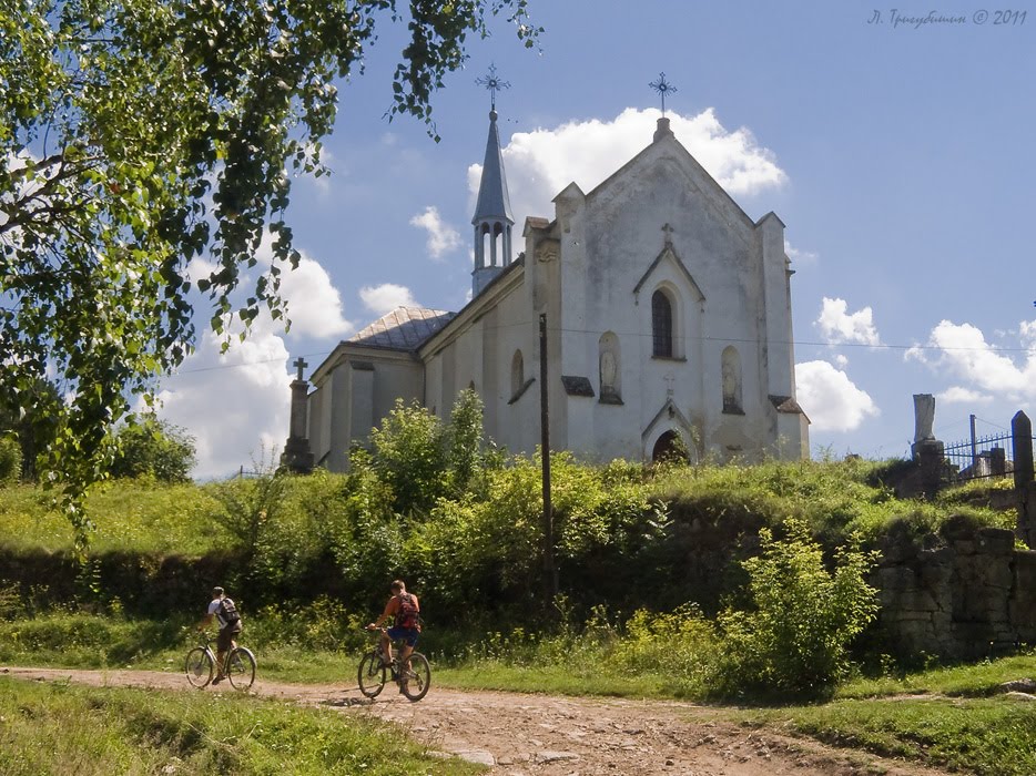 Костел у Лошневі