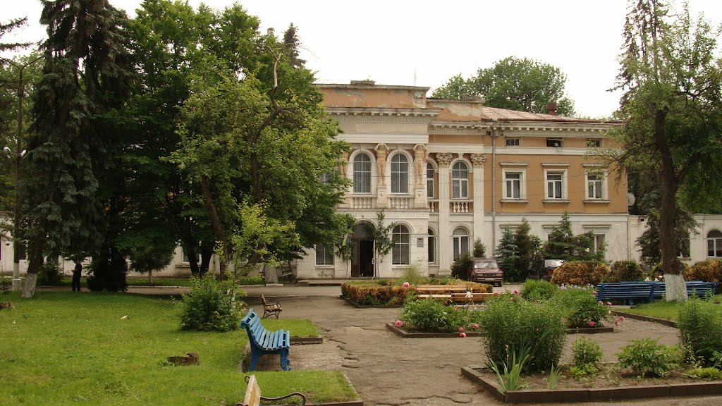 Палац Реїв - Потоцьких