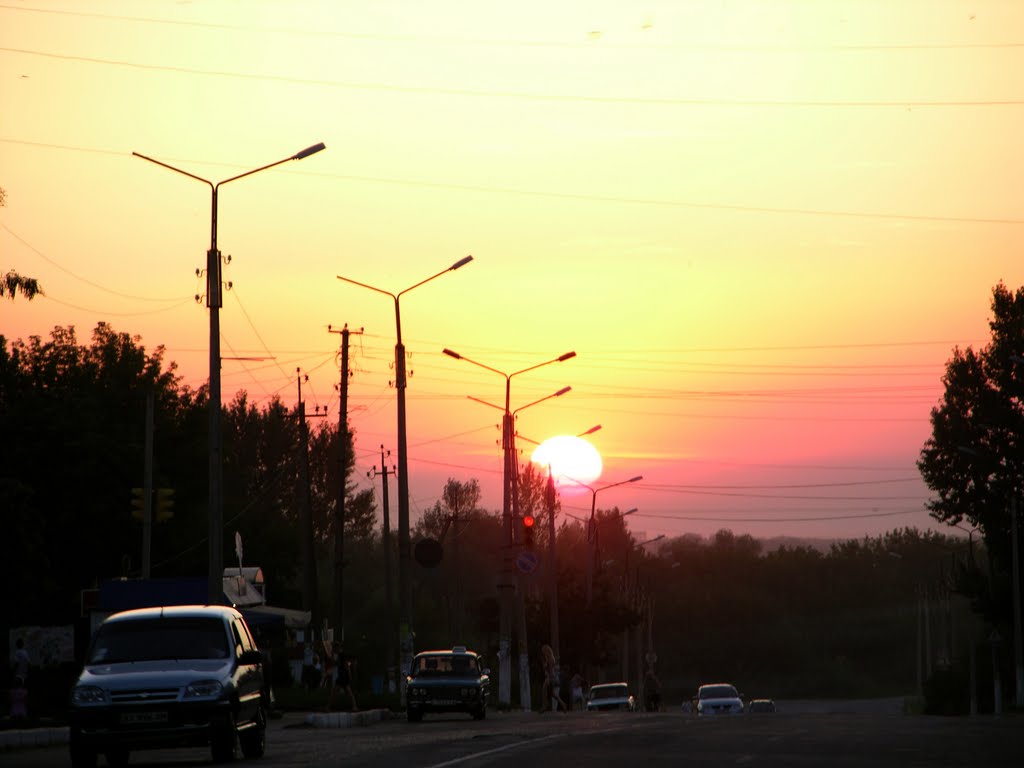 Закат в городе 18.07.2010