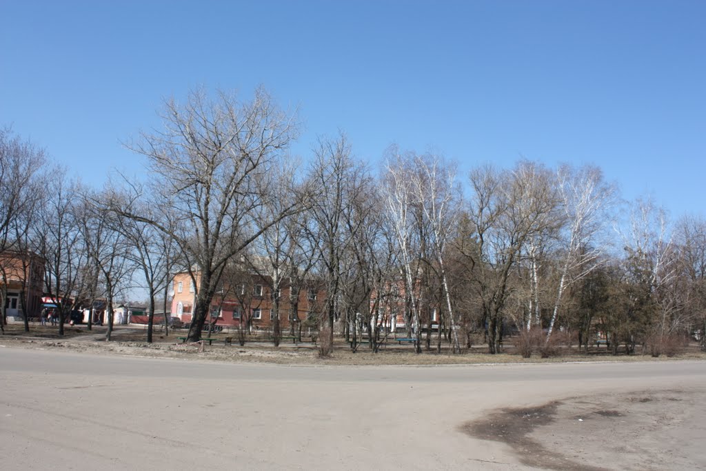 Березень 2010