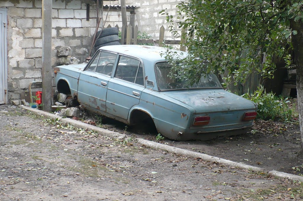 Wheels me, wheels, for God`s sake!