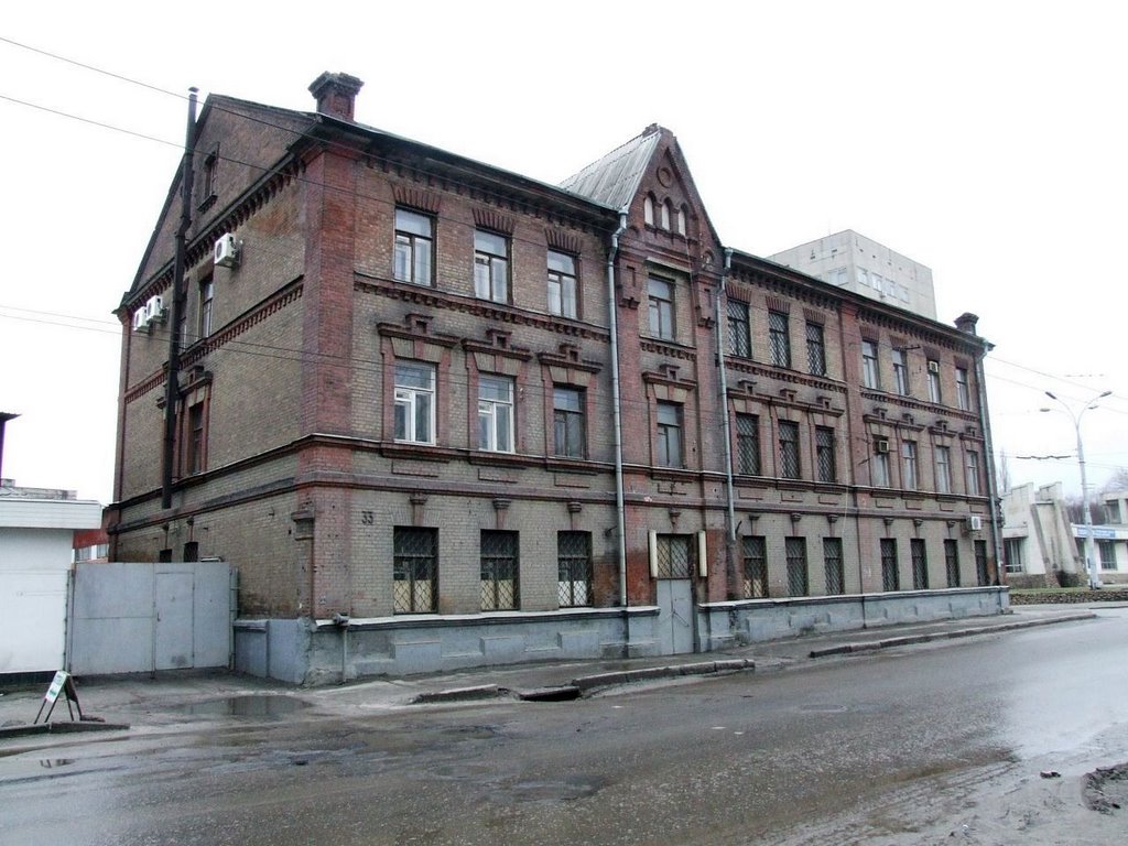 Building. Apr 2006