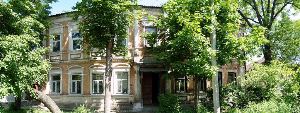 ул. Краснодонская, 12