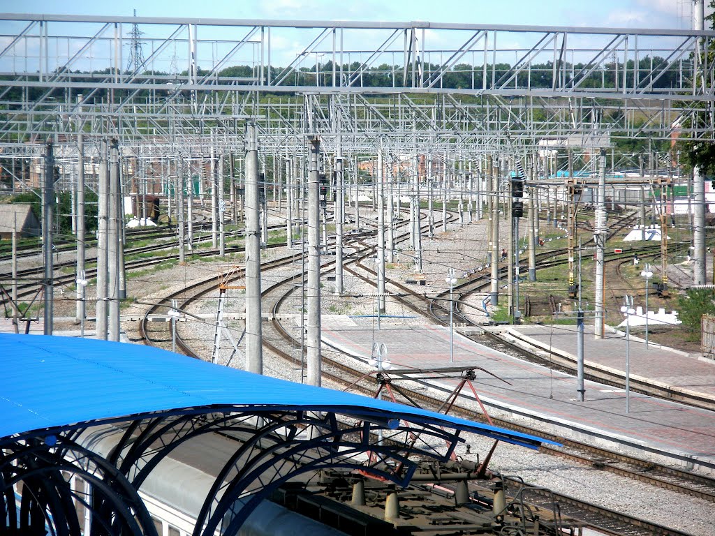 Станция Красноград в "палках"