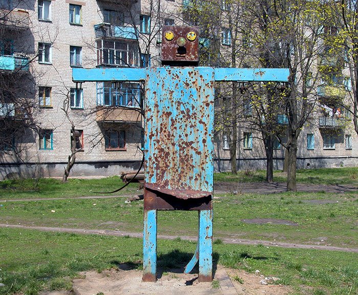 Soviet-stile robot in Lozovaya (Lozova), Ukraine