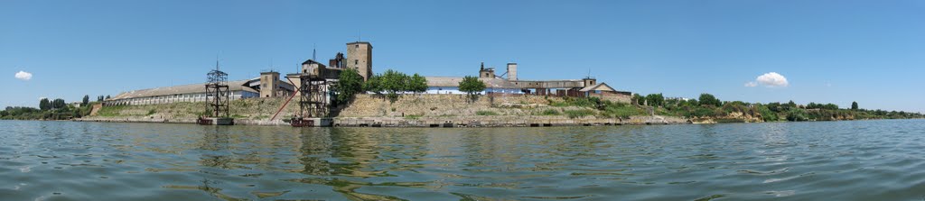 Зерновой пирс в Бериславе (07.2010)