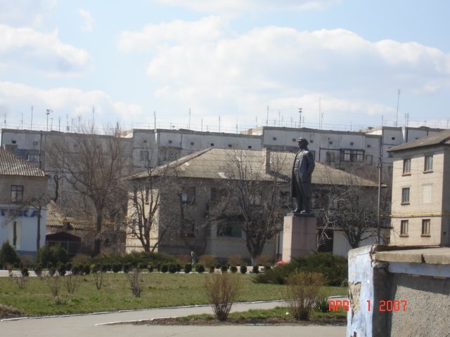 lenins  pamatnik in berislav city
