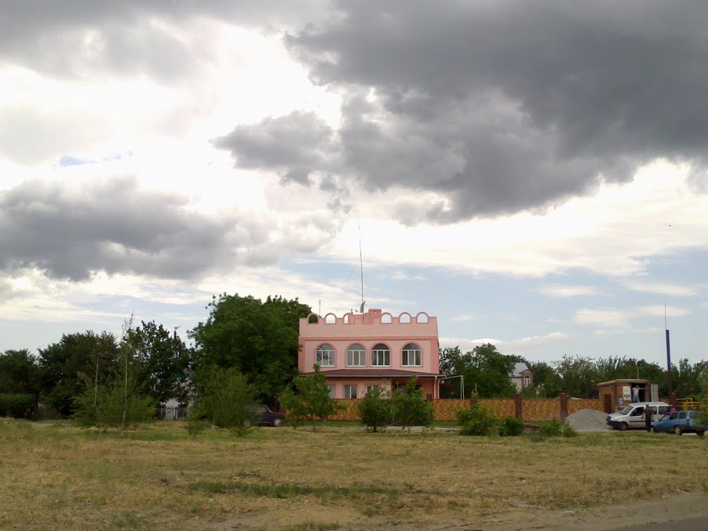 Рожевий будинок