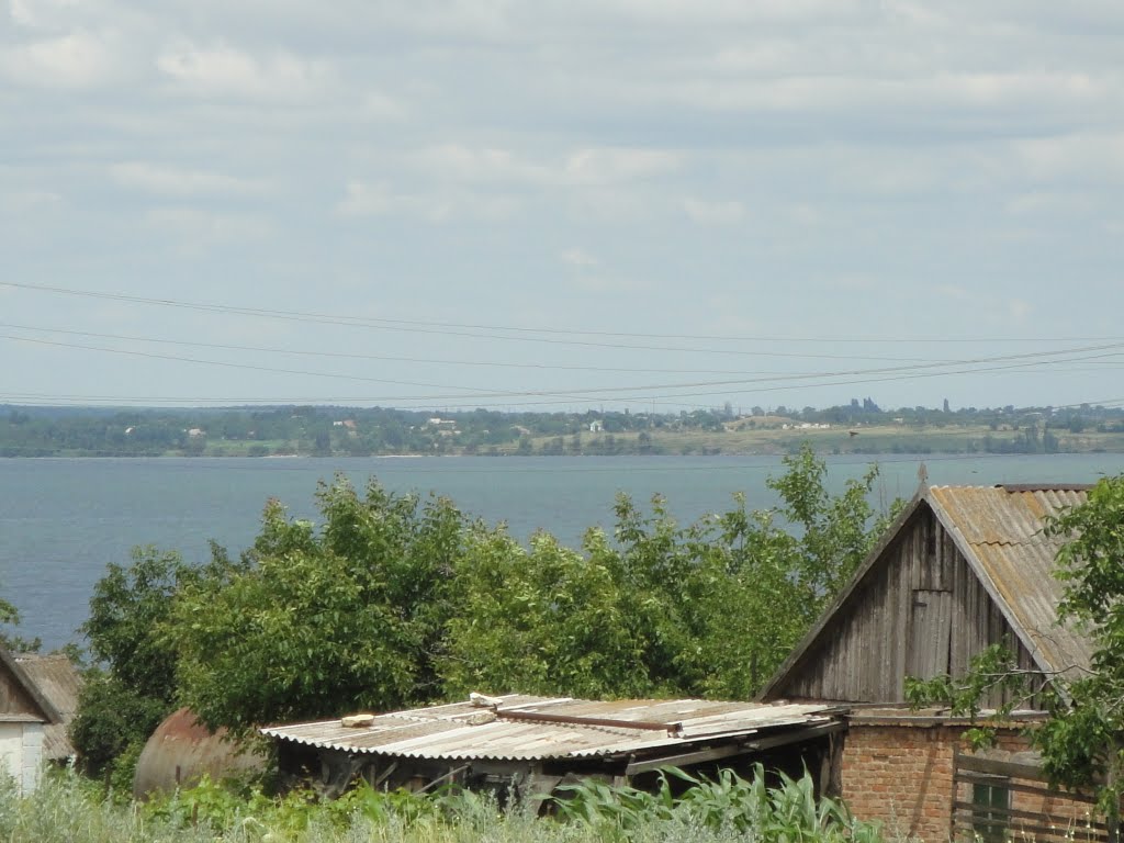 Вид на с.Марьяское с Нововоронцовки