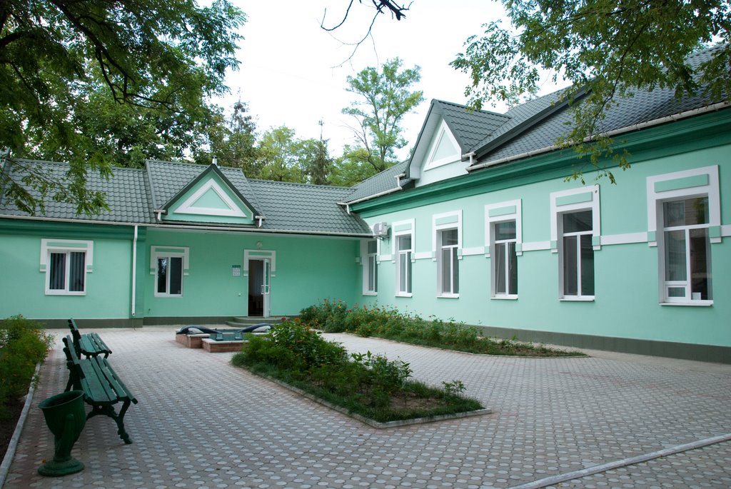 Админкорпус санатория Скадовск. Лето 2008