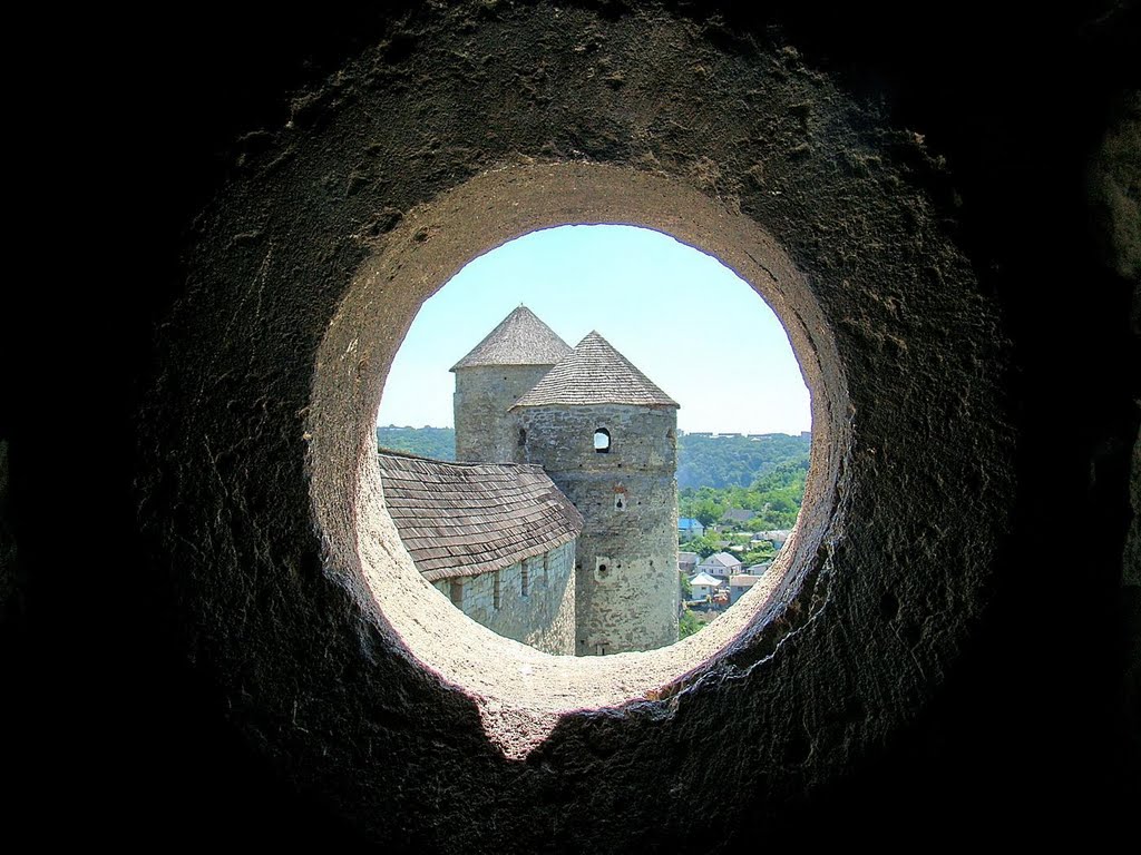 Камянець-Подільський - бійниця, Kamyanets-Podilskyi - embrasure, Каменец-Подольский - бойница