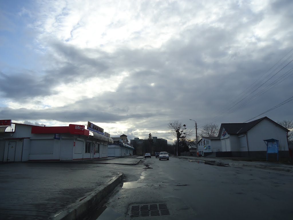 Біля ц.Аптеки