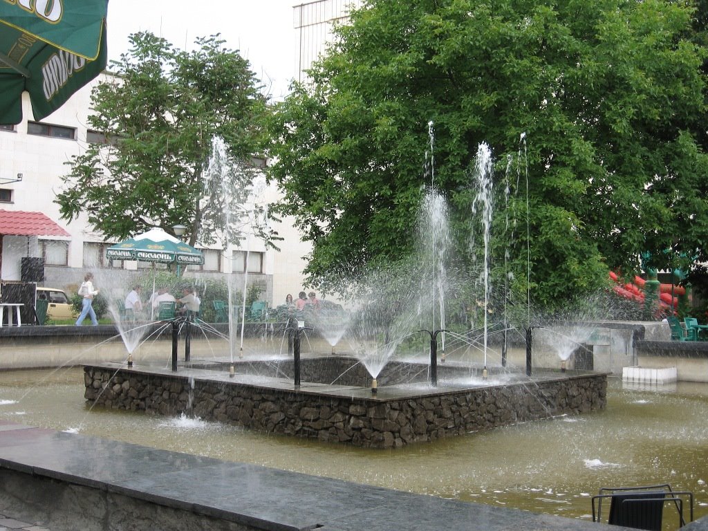 Фонтан в Антракте-2006