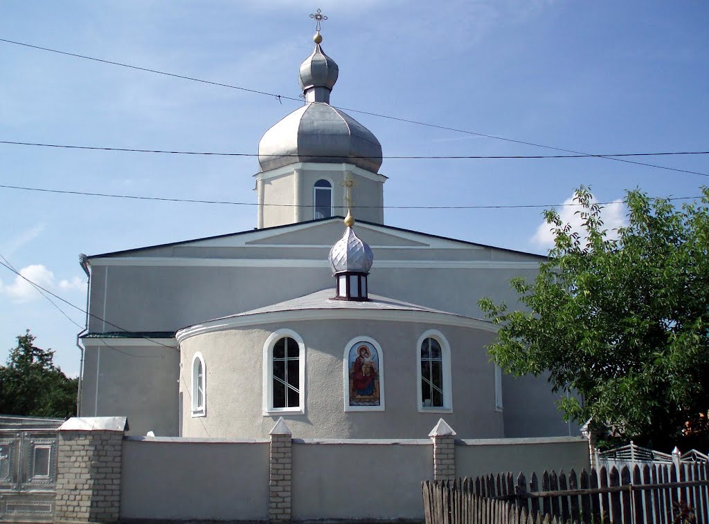 Храм монастиря (кляштору) Бернандинів (1761р.) м.Ярмолинці. Хмельницька обл.