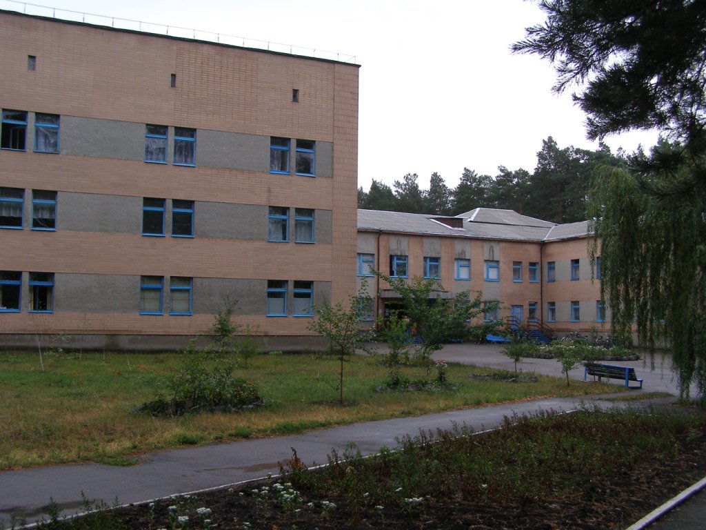 Районна лікарня