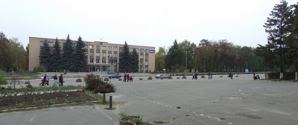Памятник Ильичу